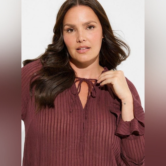 EUC Torrid Size 2X Burgundy Stripe Gauze Lace Up Peasant Top - Picture 3 of 15